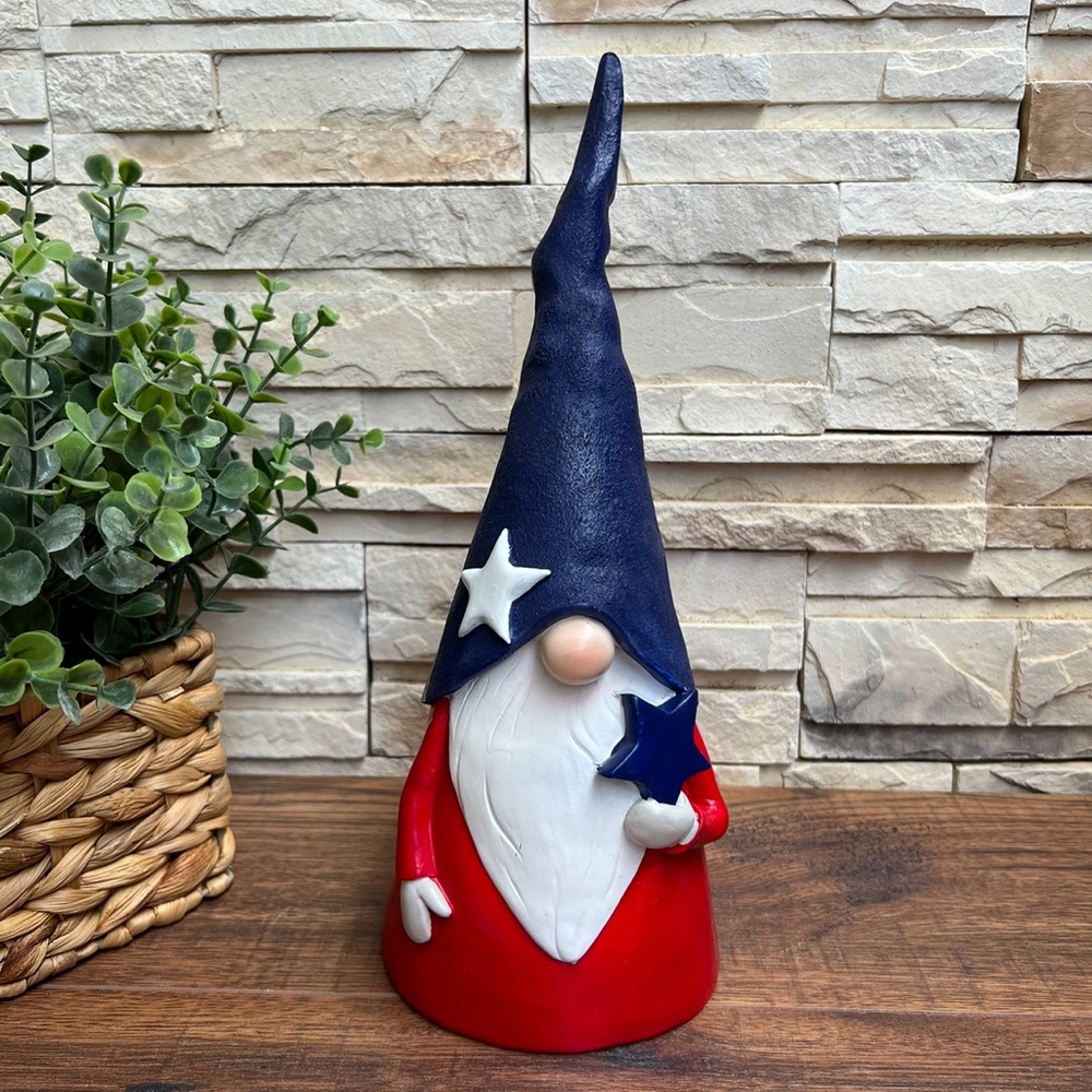 🆕 Patriotic 12" Resin Gnome Holiday Decor!